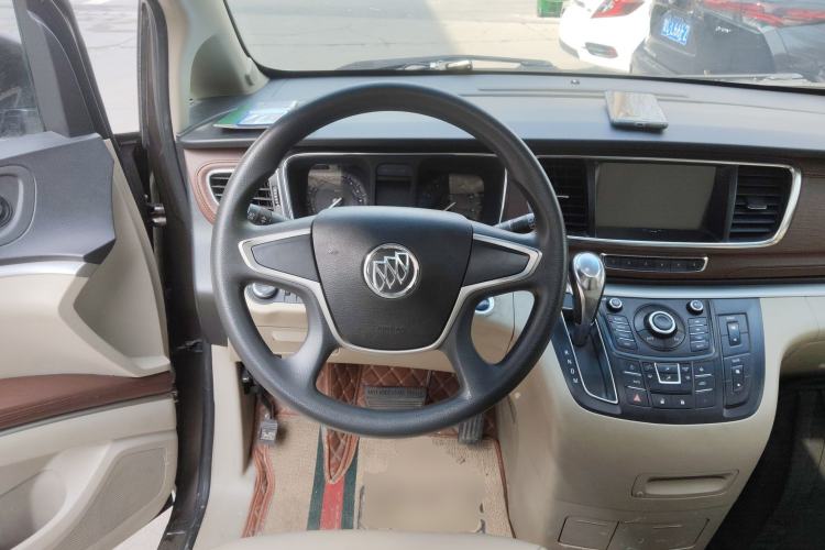 Used Buick GL8 2014 2.4L CT Luxury Business Comfort Edition
