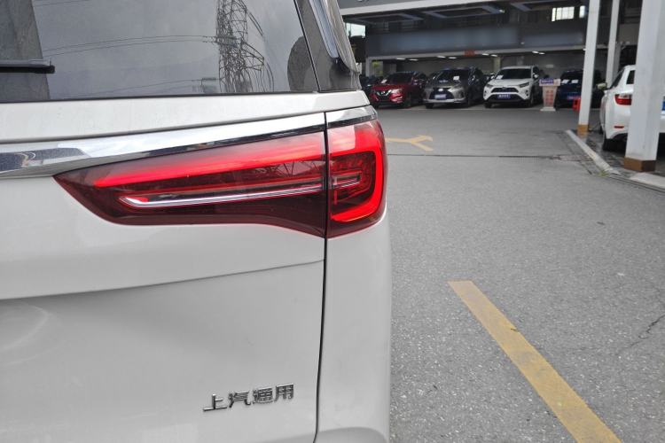 Used Buick GL8 2021 ES Land Cruiser 653T Luxury Edition