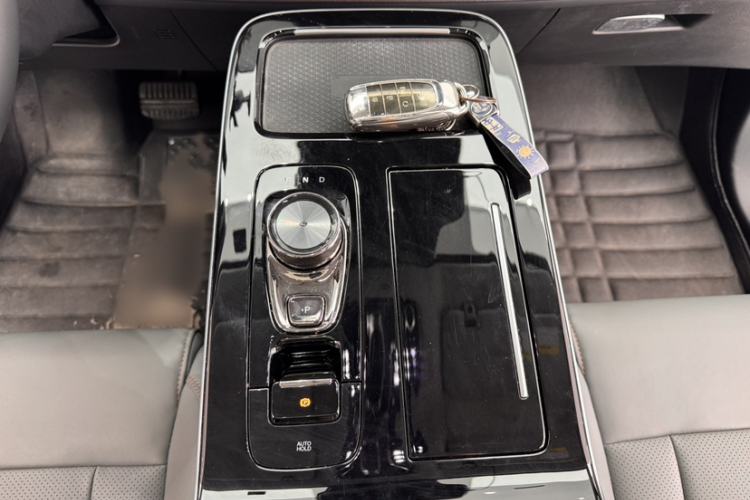 Used AION V 2021 Plus 80 Smart Technology Edition Ternary Lithium Gear Lever