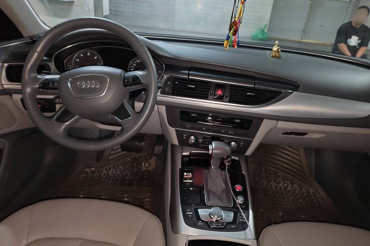 Used Audi A6L 2012 30 FSI Comfort Model
