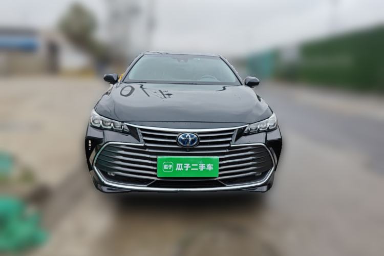 Used Toyota Avalon 2019 Dual-Engine 2.5L XLE Prestige Version China VI Standard
