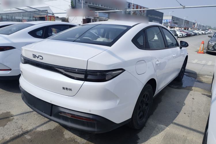 Used BYD Seal 05 DM-i 2026 DM-i 128KM Luxury Edition Rear Right 45 Deg