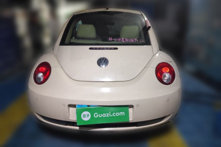 Used Volkswagen Beetle 
