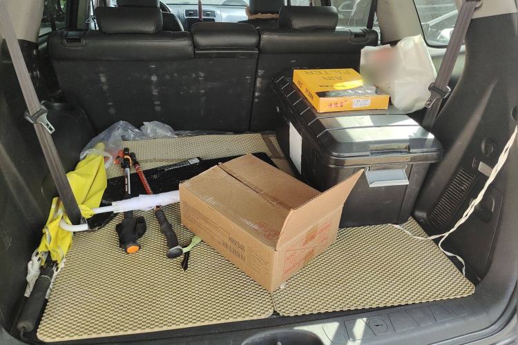 Used Kia Borrego 2008 3.8L Luxury Edition China IV
