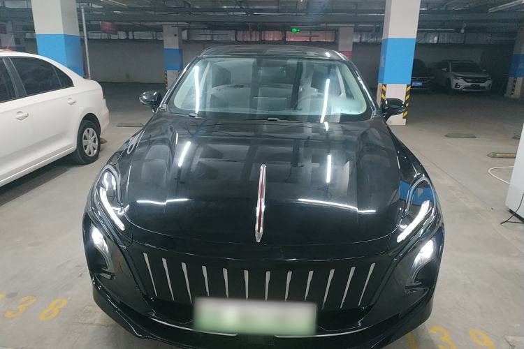 Used Hongqi E-QM5 2022 431 km Charge & Enjoy Edition