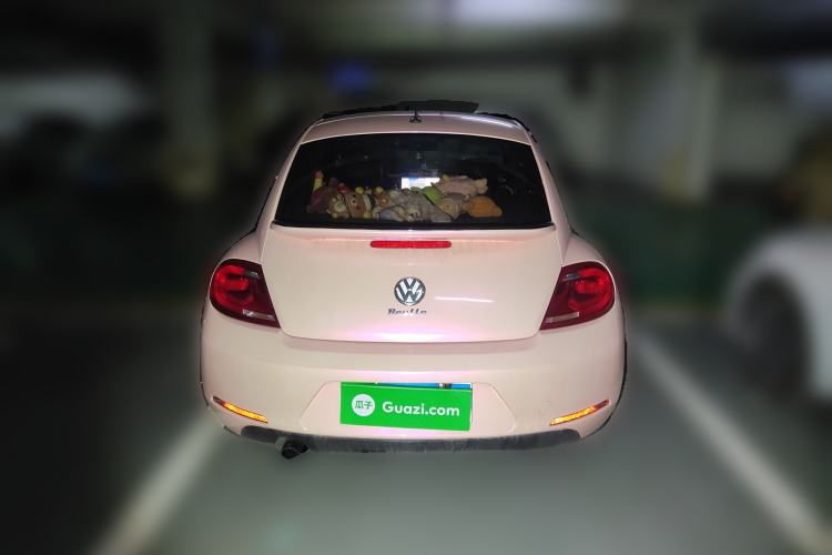 Used Volkswagen Beetle 2015 180TSI model
