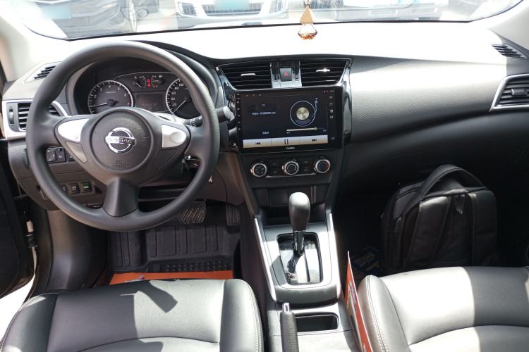 Used Nissan Sylphy 2024 Classic 1.6XE CVT Comfort Edition Center Console