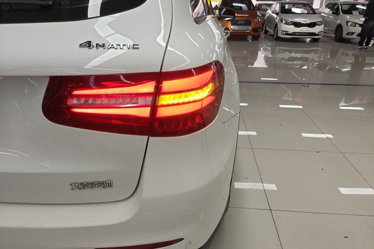 Used Mercedes-Benz GLC 2018 GLC 260 4MATIC Dynamic Edition
