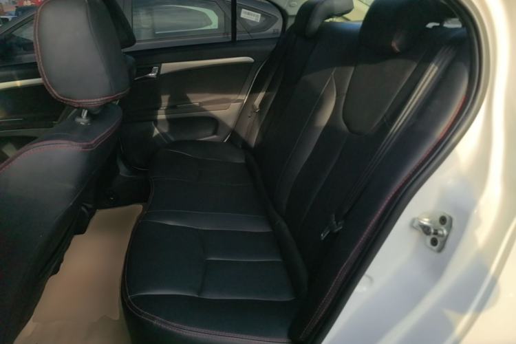 Used Roewe 350 2015 1.5L Manual Luxury Sunroof Edition
