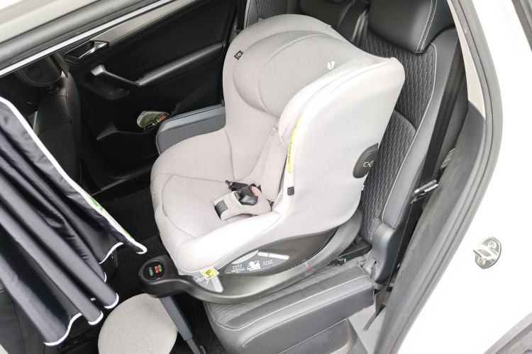 Used Volkswagen Tiguan L 2019 330TSI Automatic Two-Wheel Drive Luxury Edition China V Standard Left Rear Seat