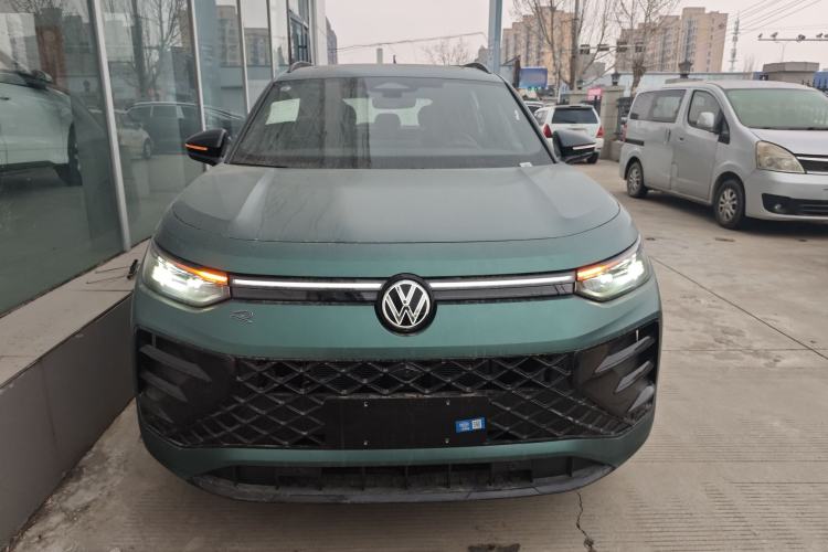 Used Volkswagen Tayron 2025 Tharu L 330TSI Two-Wheel Drive Elite City Package
