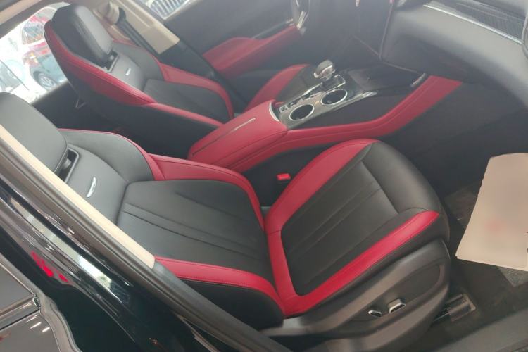 Used Hongqi HS3 2023 1.5T Two-Wheel Drive Shanwei Edition
