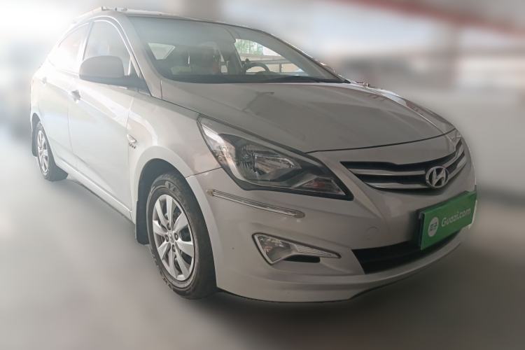 Used Hyundai Verna (older generation) 2014 1.4L Manual Smart GLS Trim

