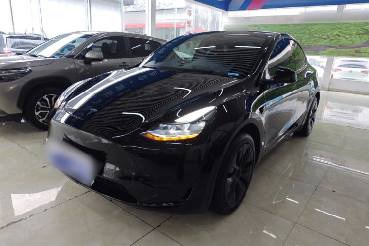 Used Tesla Model Y 2023 Rear-Wheel-Drive Version