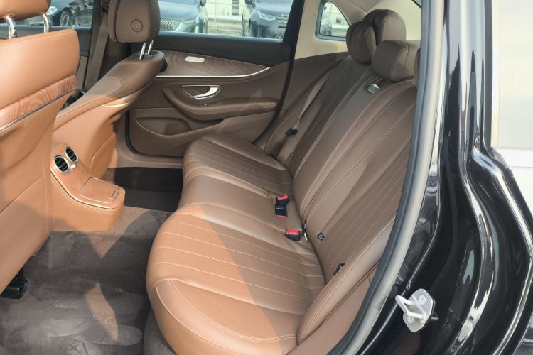 Used Mercedes-Benz E-Class New Energy 2022 Second Facelift E 350 e L Plug-in Hybrid Sedan