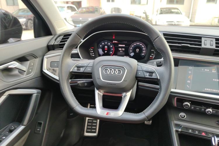 Used Audi Q3 Sportback 2021 40 TFSI Enjoy Life Edition Steering Wheel