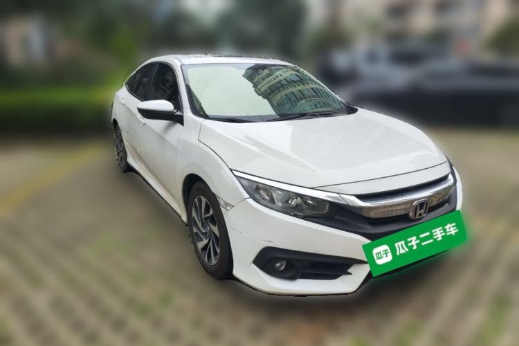 Used Honda Civic 2016 220TURBO CVT Luxury Edition Front Right 45 Deg