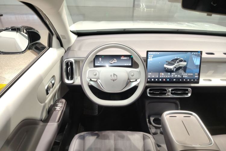 Used Leapmotor B10 2025 510 LiDAR Version Steering Wheel