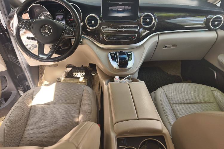 Used Mercedes-Benz V-Class 2018 V 260 Prestige Edition China VI