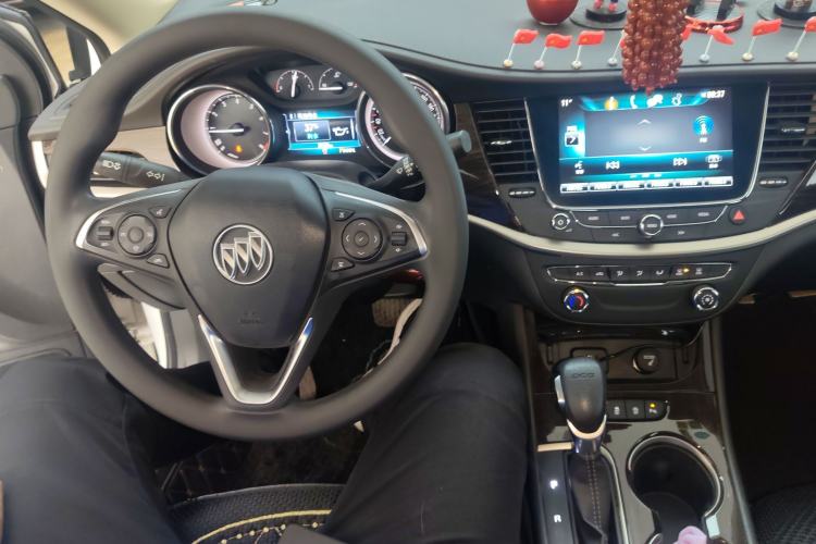 Used Buick Verano 2019 Sedan 20T Dual-Clutch Leading Model