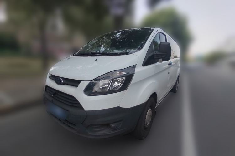 Used Ford Transit 2020 2.0T Diesel Multi-Function Commercial Vehicle Mid-Chassis Low-Roof Design with Dual Rear Doors Meeting China VI Emission Standards