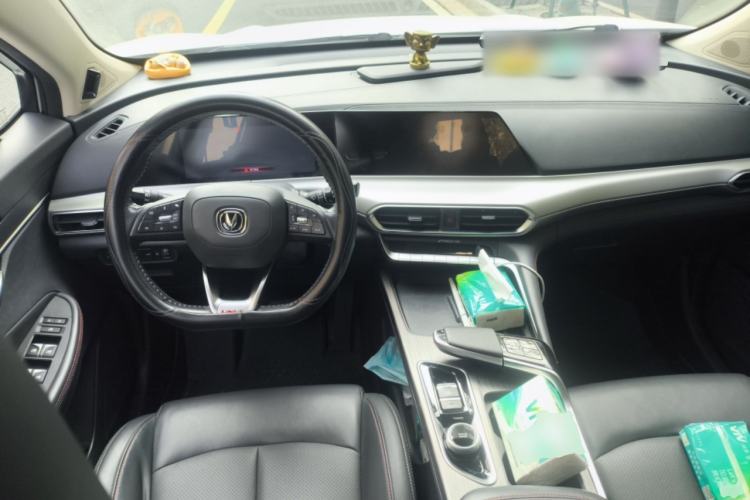 Used CHANGAN UNI-T 2020 1.5T Flagship Version Center Console