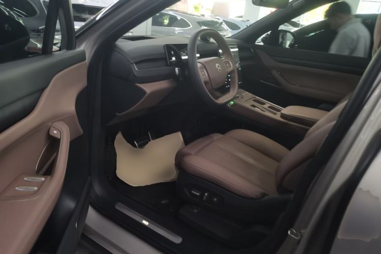 Used Nio ES8 2024 75 kWh Driver Seat