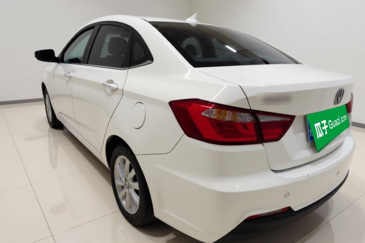 Used Changan Alsvin V7 2015 1.6L Automatic Enjoyment Model China IV Standard
