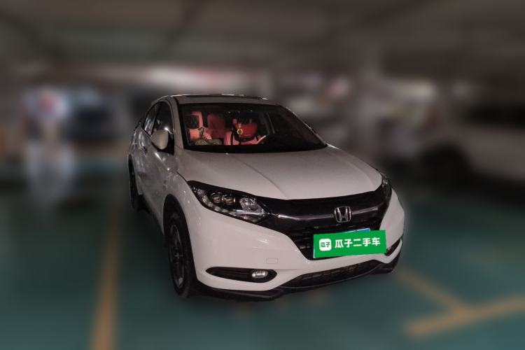 Used Honda Vezel 2017 1.8L CVT Front-Wheel Drive Pioneer Edition Front Right 45 Deg