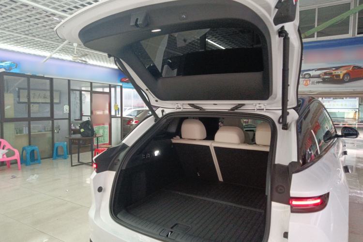 Used Li Auto Li Auto i6 2025 Model Two-Wheel-Drive Standard Type