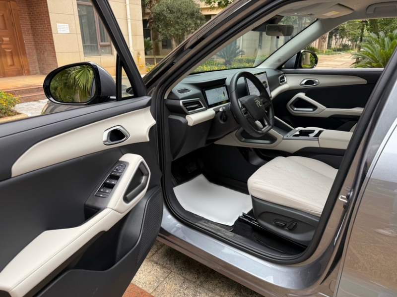 Used BYD Yuan UP 2025 Intelligent Driving Version 401 km Leading Edition — 39