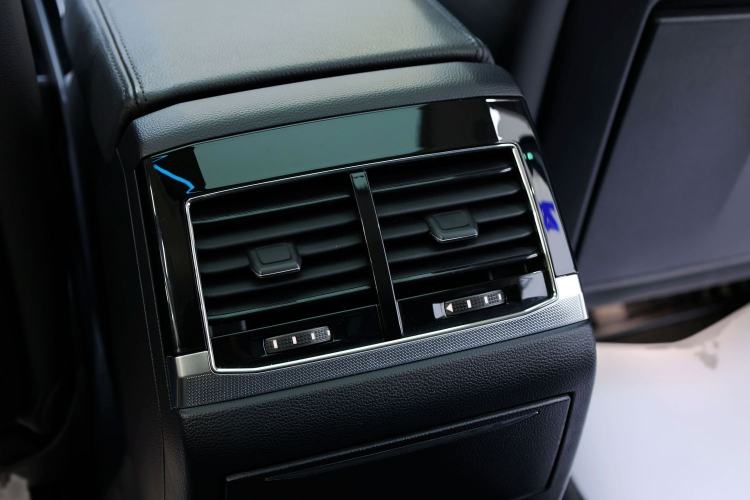 Used Volkswagen Phideon 2019 380TSI Two-Wheel Drive Business Edition China VI Standard