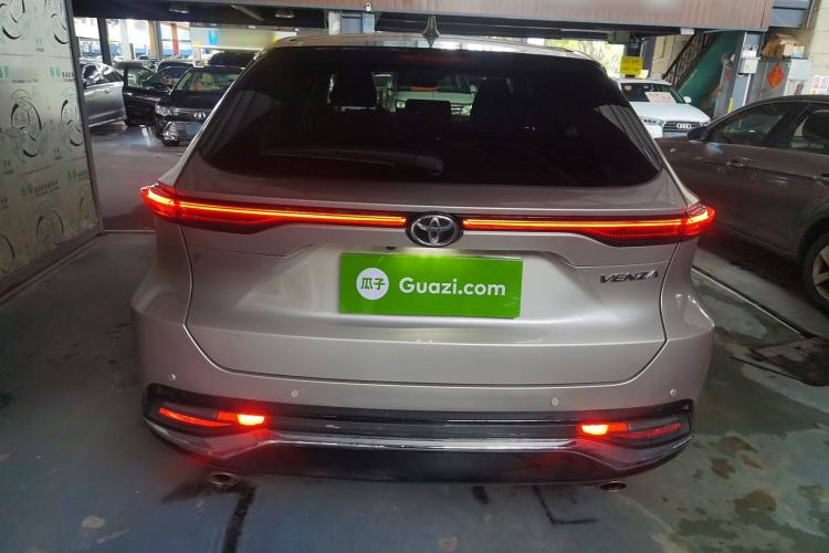 Used Toyota Venza 2022 2.0L CVT Two-Wheel Drive Prestige Edition