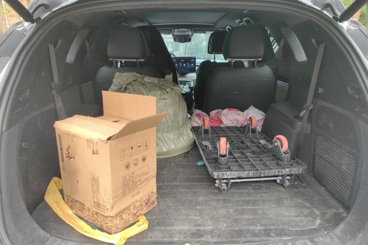 Used BYD Tang New Energy 2022 EV 730KM Luxury Model Trunk