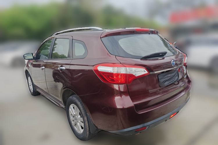 Used Venucia T70 2015 2.0L CVT Smart Edition Rear Left 45 Deg