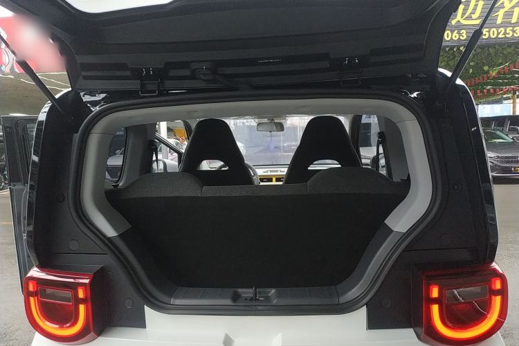 Used Chery QQ Ice Cream 2022 120km Conical Shape Lithium Iron Phosphate
