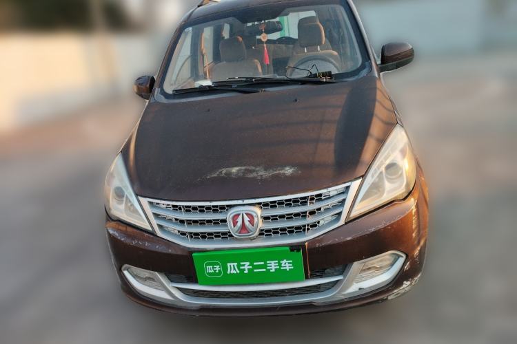Used BAIC Weiwang M20 2014 1.5L practical type BJ415A Front
