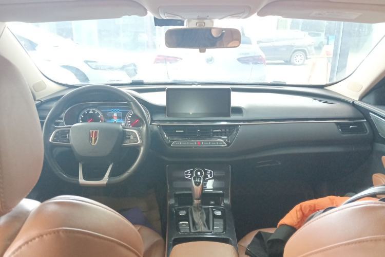 Used Hongqi H5 2019 30TD Dynamic Edition Center Console