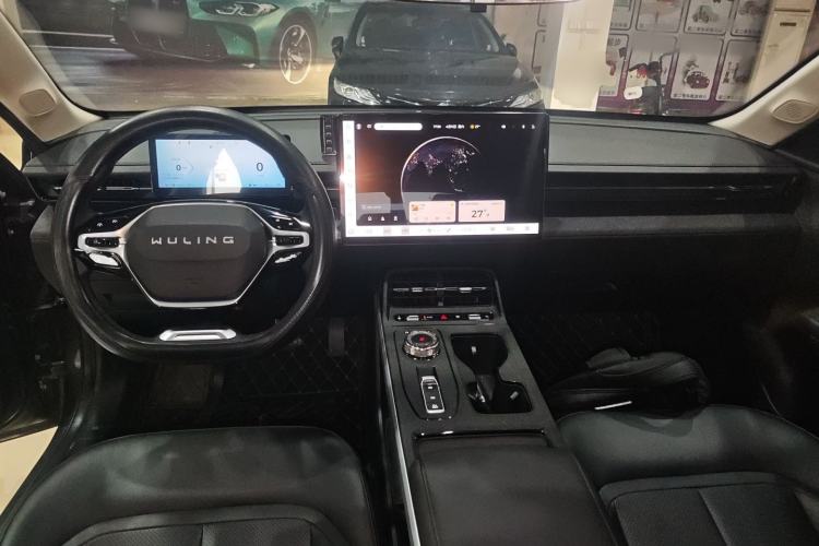 Used Wuling Xingguang 2023 150 Advanced Edition Center Console
