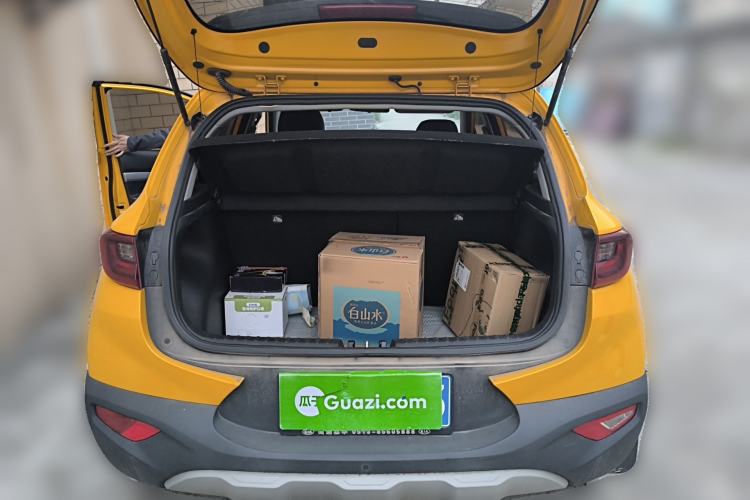 Used Kia kx1 Stonic 2019 1.4L Automatic Fun Edition China V Standard Trunk