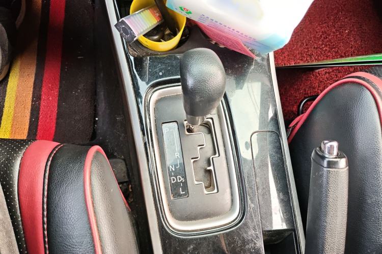 Used Mitsubishi Outlander 2018 2.0L Two-Wheel Drive Fashion Edition 5 Seats