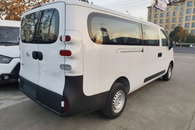 Used SAIC MAXUS Dana V1 2025 V1+ Long Wheelbase Low-Roof Multi-Function Version (62 kWh)