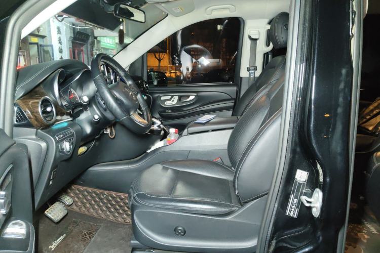 Used Mercedes-Benz V-Class 2018 V 260 L Prestige Extended Version China VI