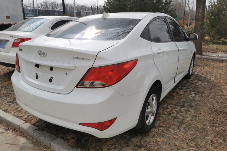 Used Hyundai Verna (older generation) 2014 1.4L Manual Smart GLS Trim