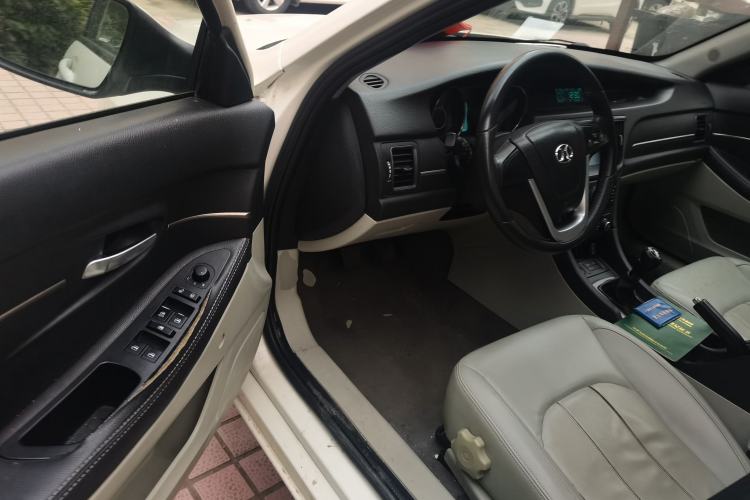Used BAIC Senova D50 2014 1.5L manual comfort version
