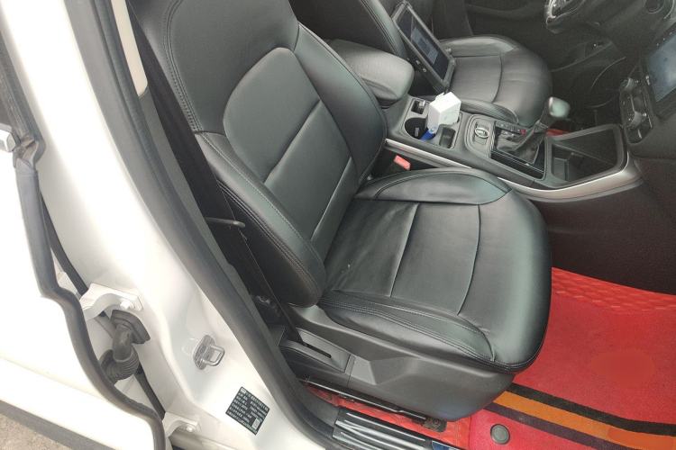 Used Qoros 5 2018 1.6T Automatic Leading Model
