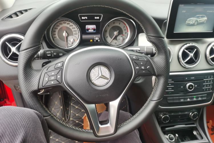 Used Mercedes-Benz GLA 2016 GLA 200 Sport Edition Steering Wheel
