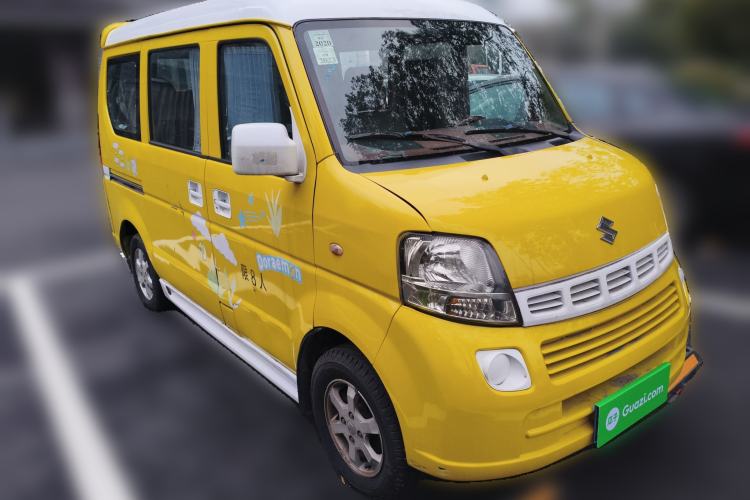 Used Suzuki Landy 2009 1.4L Manual Comfort Version Sunlight Edition Front Right 45 Deg