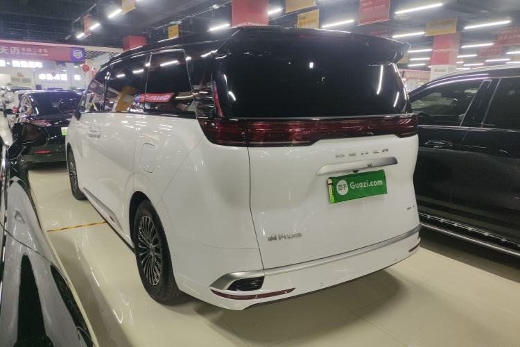 Used Denza D9 2022 DM-i 970 Four-Wheel Drive Flagship Model