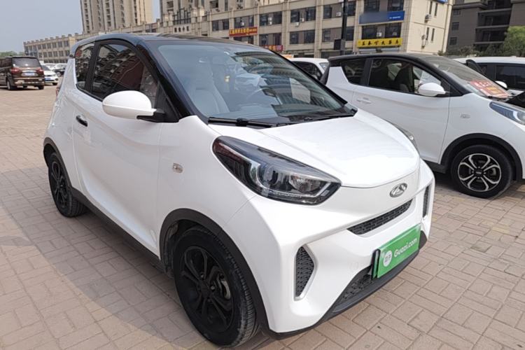 Used Chery QQ Little Ant 2021 150 000 Yuan "Ant Fan" Edition New Ant Cool Version Lithium-Ion Battery Exterior 1